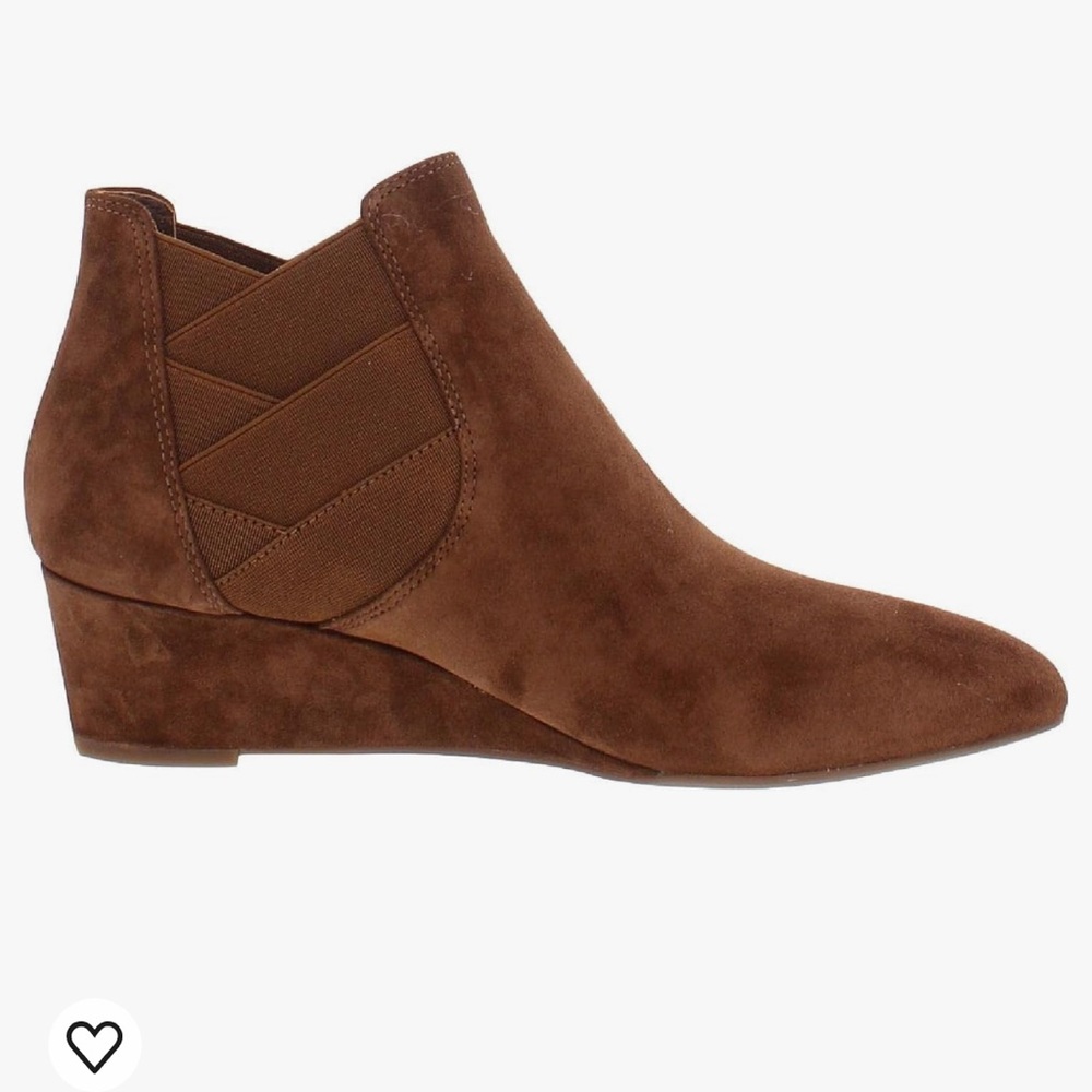 Via Spiga Harley ankle booties size 6